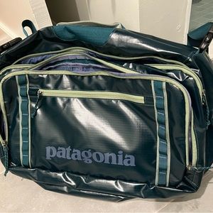 Brand New - Tags Included Patagonia Black Hole Mini MLC 26